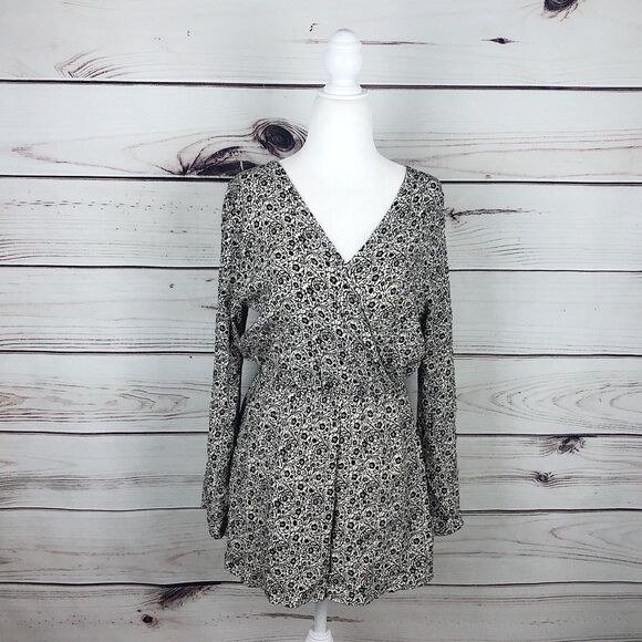 JONDIE Boutique Cream Floral Long Sleeve Romper - Picture 3 of 10